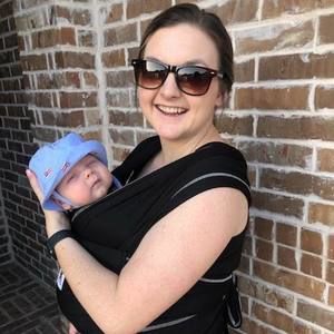 Meet your Posher, Caitlin